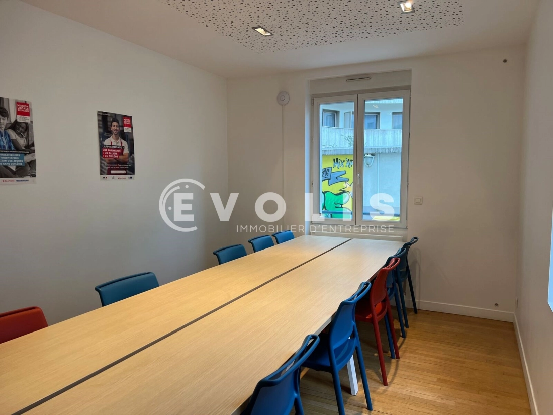 Photo 3 – location bureaux	PARIS (75018)