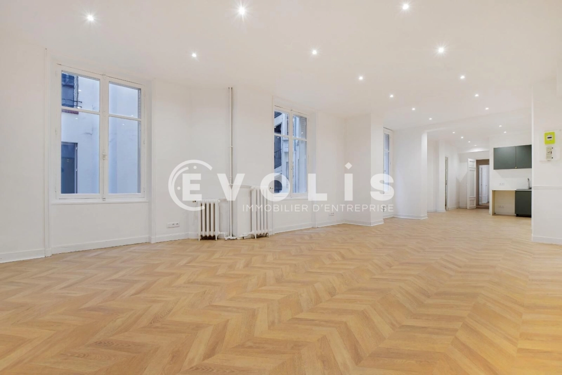 Photo 9 – vente bureaux	PARIS (75007)