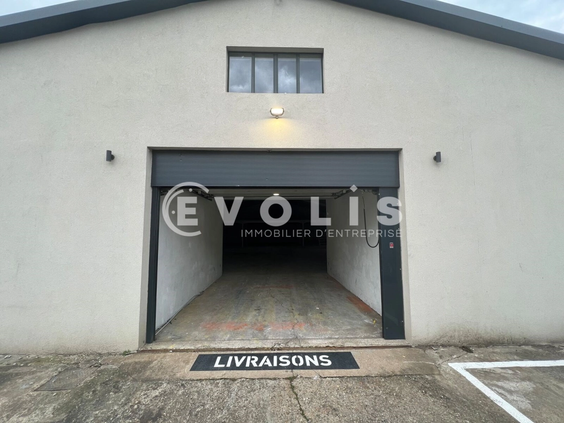 Photo 2 – location Entrepôts / activités	VILLEURBANNE (69100)