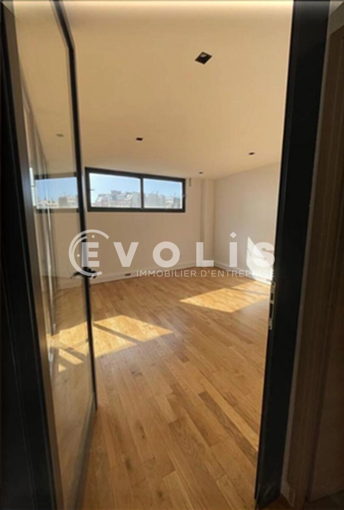 Photo 4 – location bureaux	PARIS (75016)