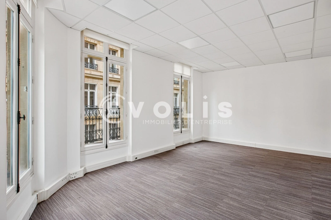 Photo 8 – location bureaux	PARIS (75008)