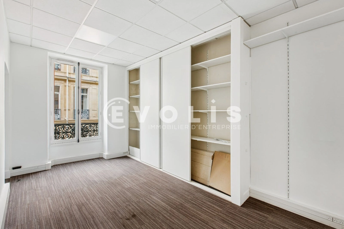 Photo 7 – location bureaux	PARIS (75008)