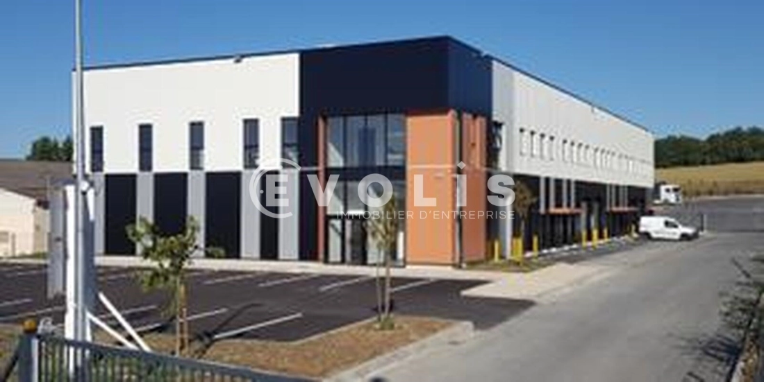 Photo 2 – vente Entrepôts / activités	VARENNES JARCY (91480)