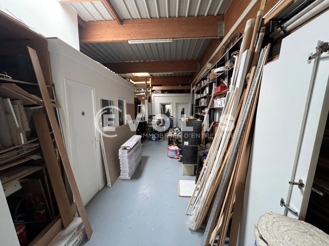 Photo 2 – location Entrepôts / activités	LOGNES (77185)