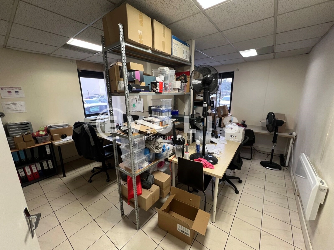 Photo 8 – location Entrepôts / activités	PONTCARRE (77135)