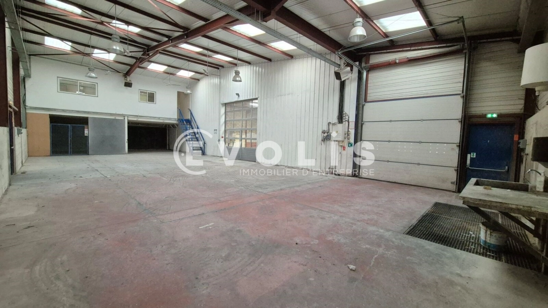 Photo 4 – location Entrepôts / activités	SAINT SOUPPLETS (77165)