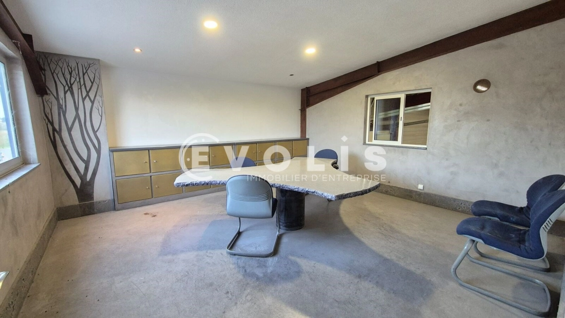 Photo 11 – location Entrepôts / activités	SAINT SOUPPLETS (77165)