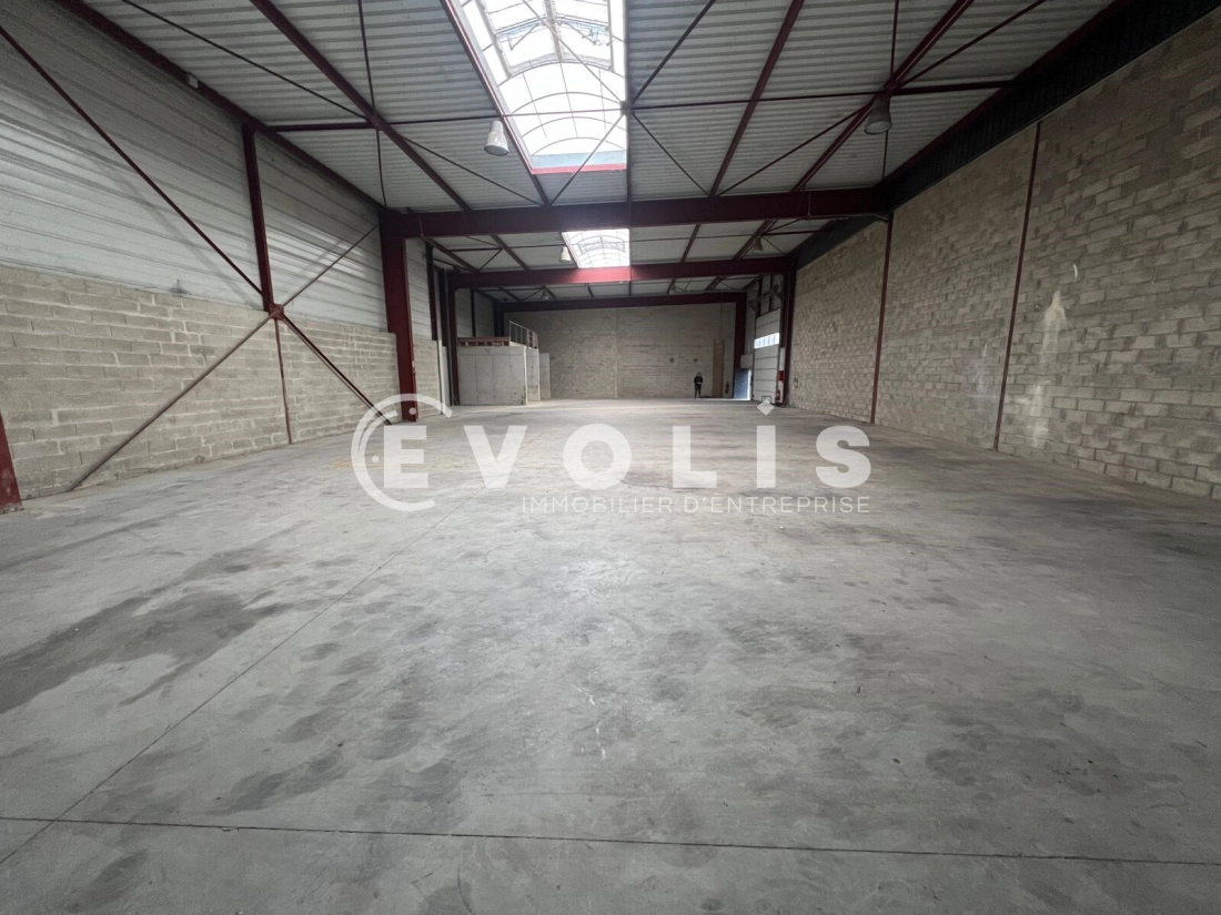 Photo 3 – location Entrepôts / activités	CESSON (77240)