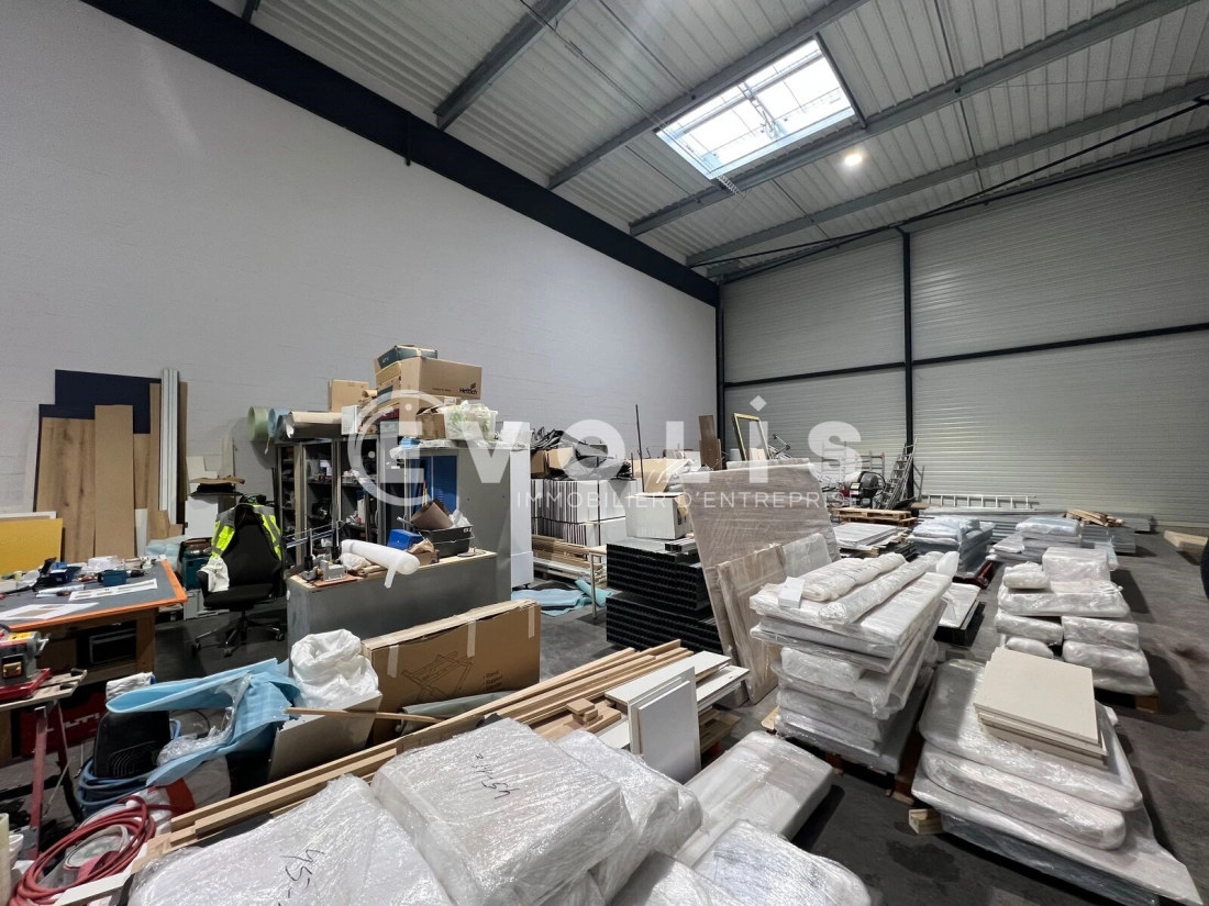 Photo 2 – location Entrepôts / activités	COURTRY (77181)