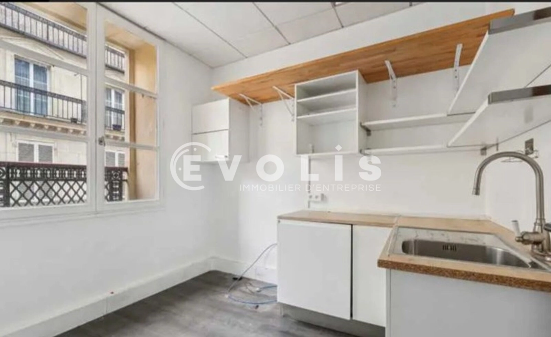 Photo 3 – location bureaux	PARIS (75010)