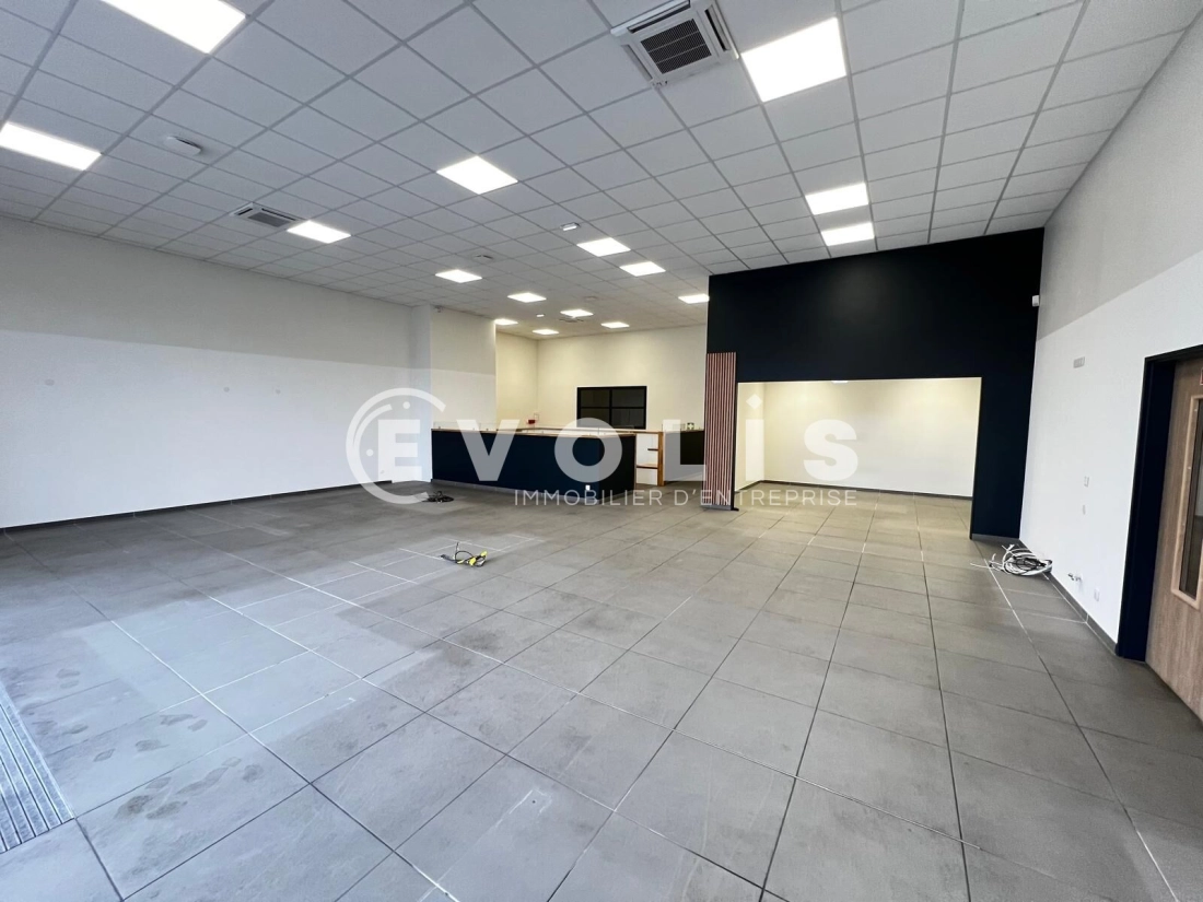 Photo 4 – location Entrepôts / activités	CORBEIL ESSONNES (91100)