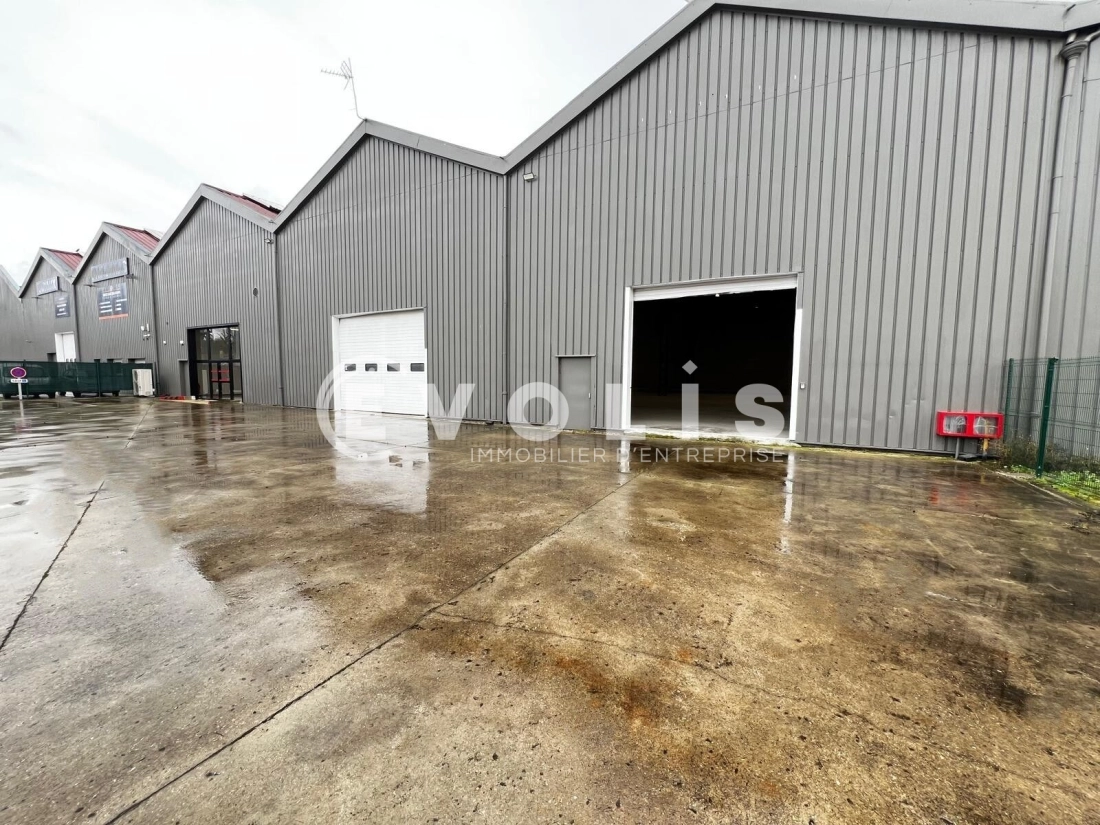 Photo 7 – location Entrepôts / activités	CORBEIL ESSONNES (91100)