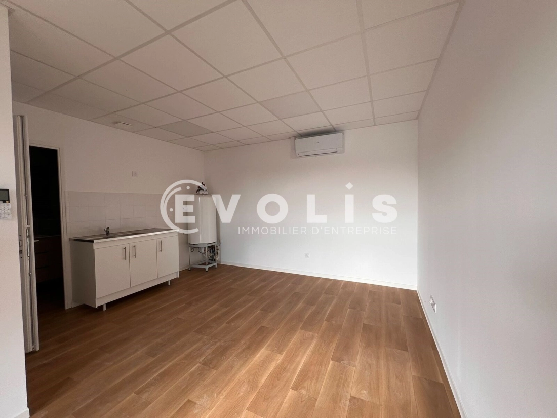 Photo 3 – location bureaux	AMBARES ET LAGRAVE (33440)