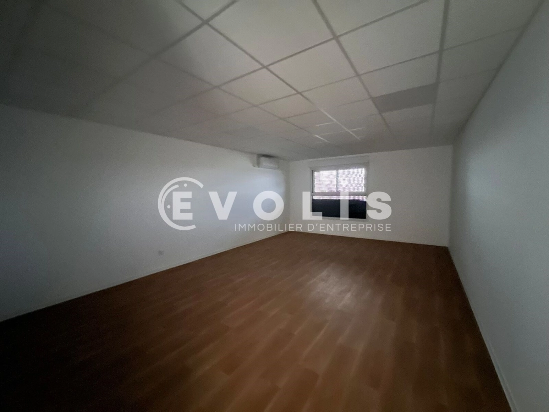 Photo 5 – location bureaux	AMBARES ET LAGRAVE (33440)