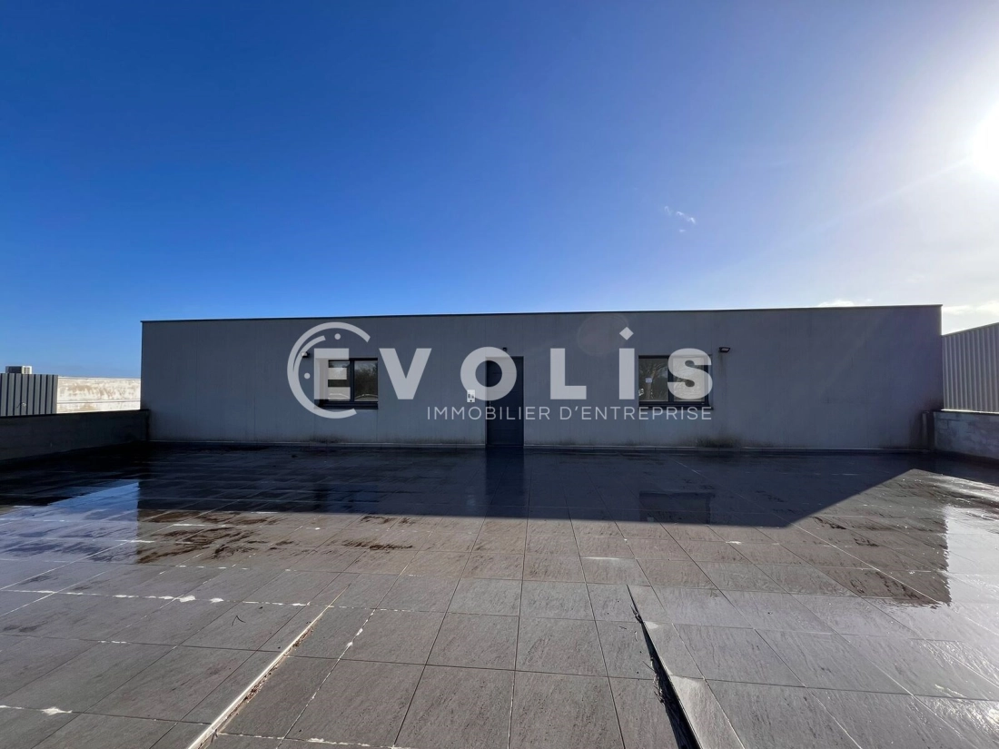 Photo 1 – location bureaux	POMPIGNAC (33370)