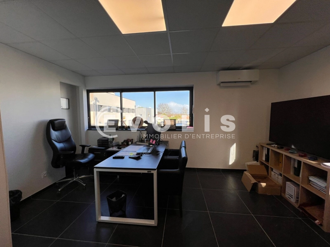 Photo 4 – location bureaux	POMPIGNAC (33370)