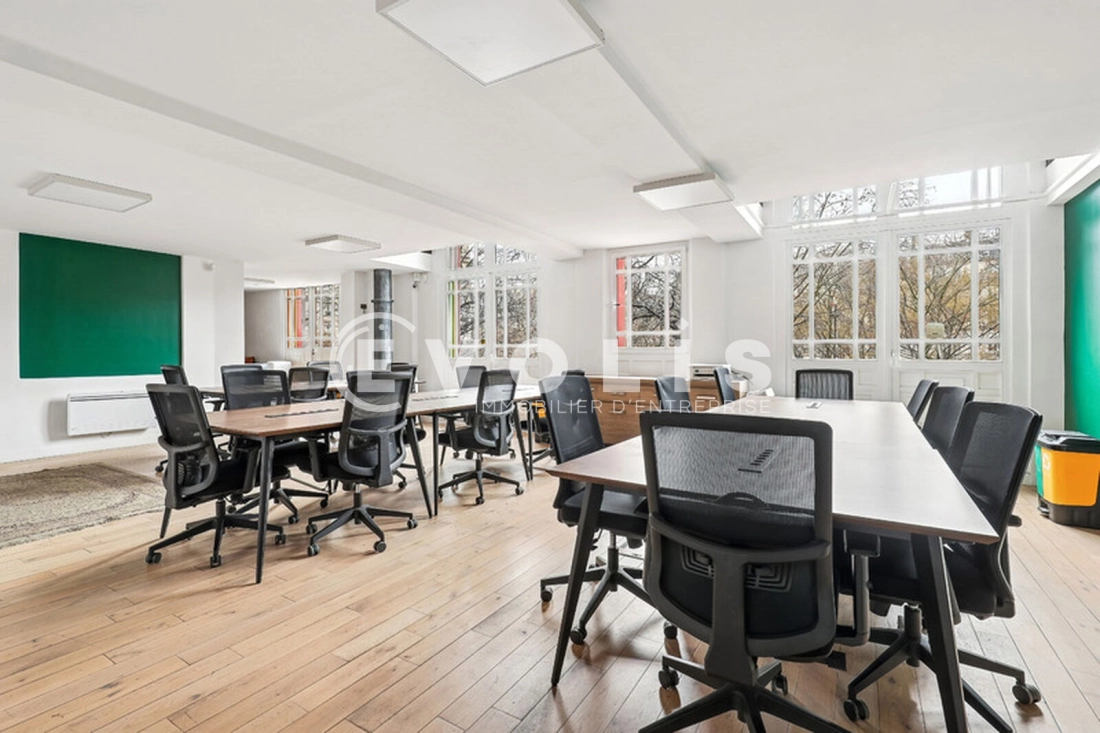 Photo 1 – location bureaux	PARIS (75011)