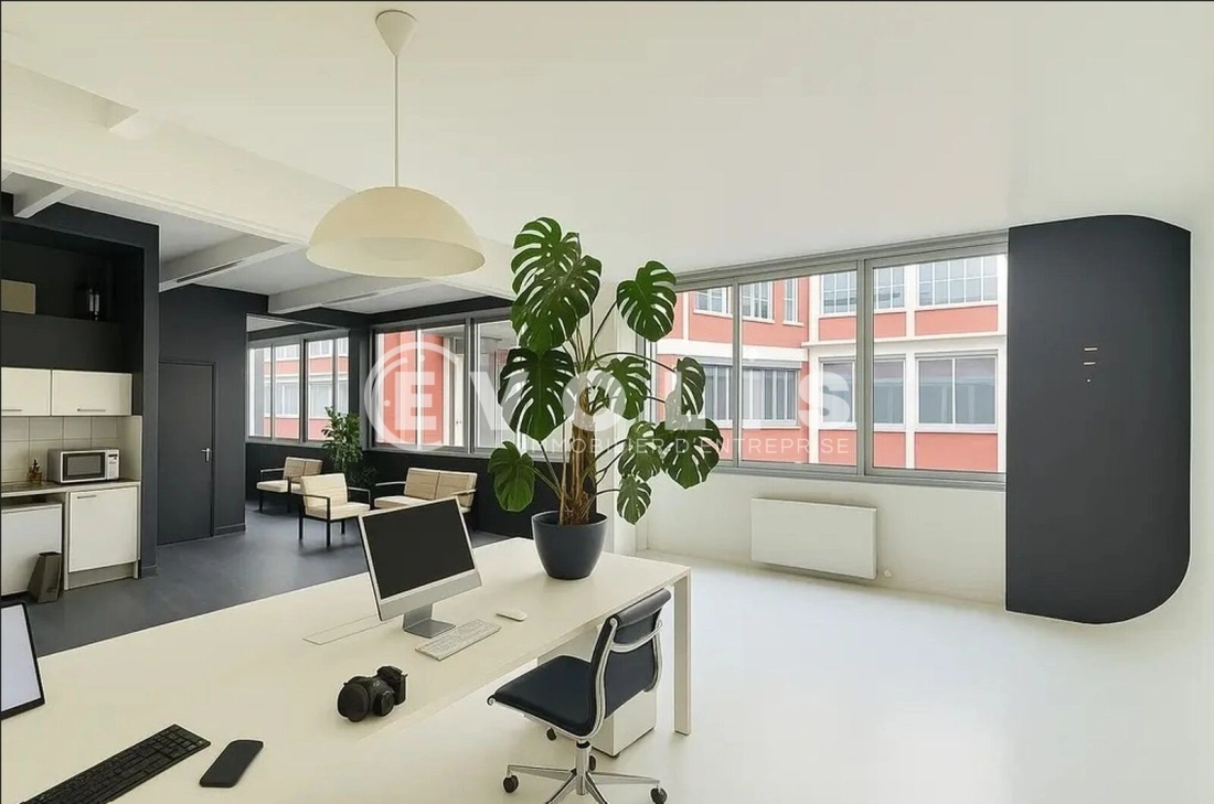 Photo 1 – location bureaux	PARIS (75011)