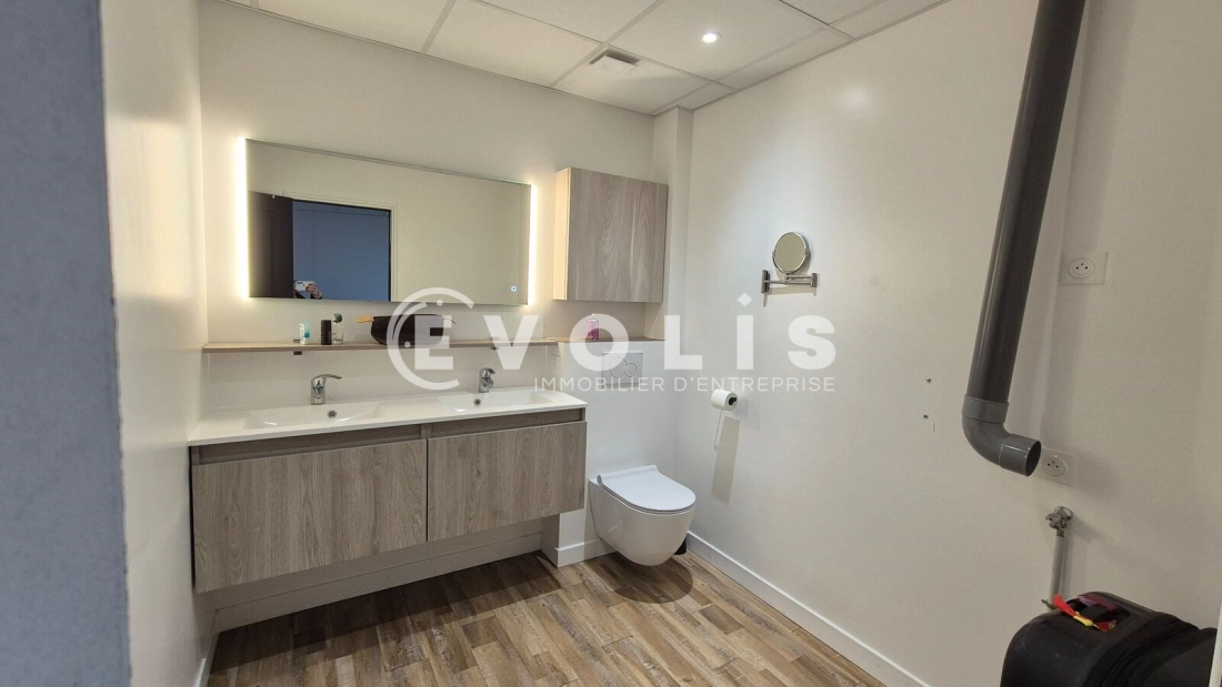 Photo 9 – vente Entrepôts / activités	SAINT SOUPPLETS (77165)