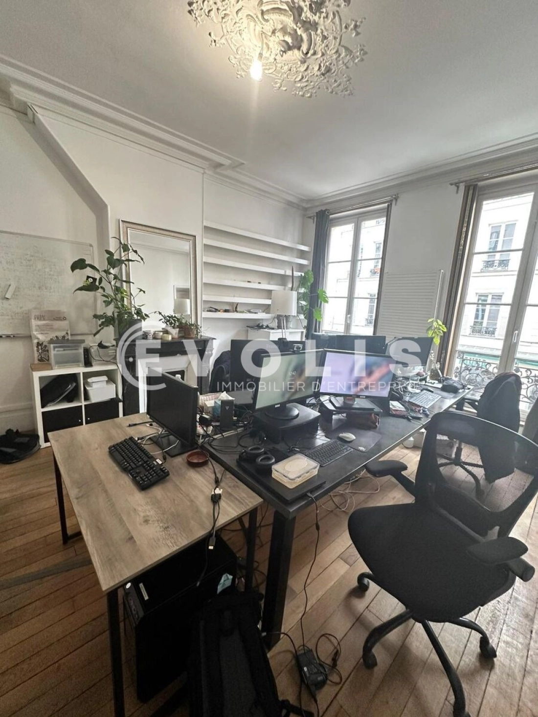 Photo 1 – location bureaux	PARIS (75011)