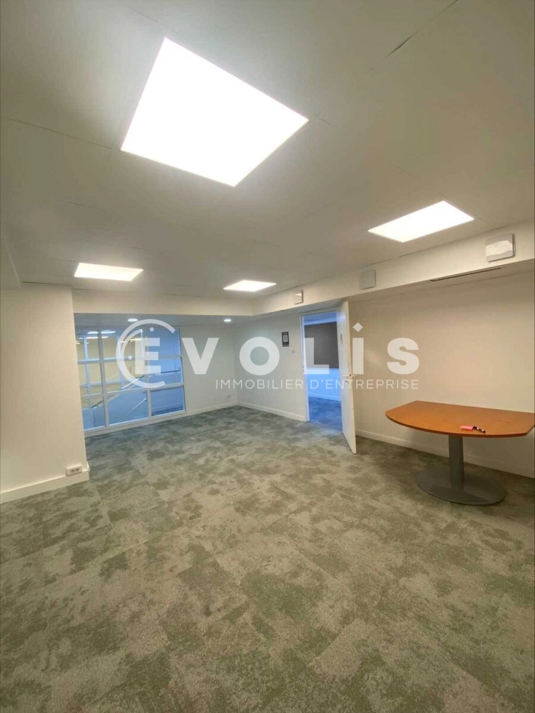 Photo 4 – vente bureaux	PARIS (75004)