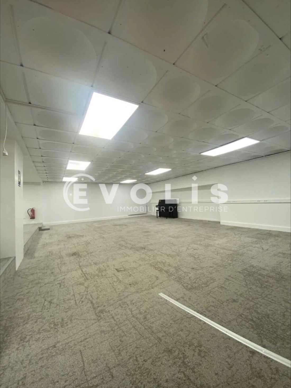 Photo 1 – vente bureaux	PARIS (75004)