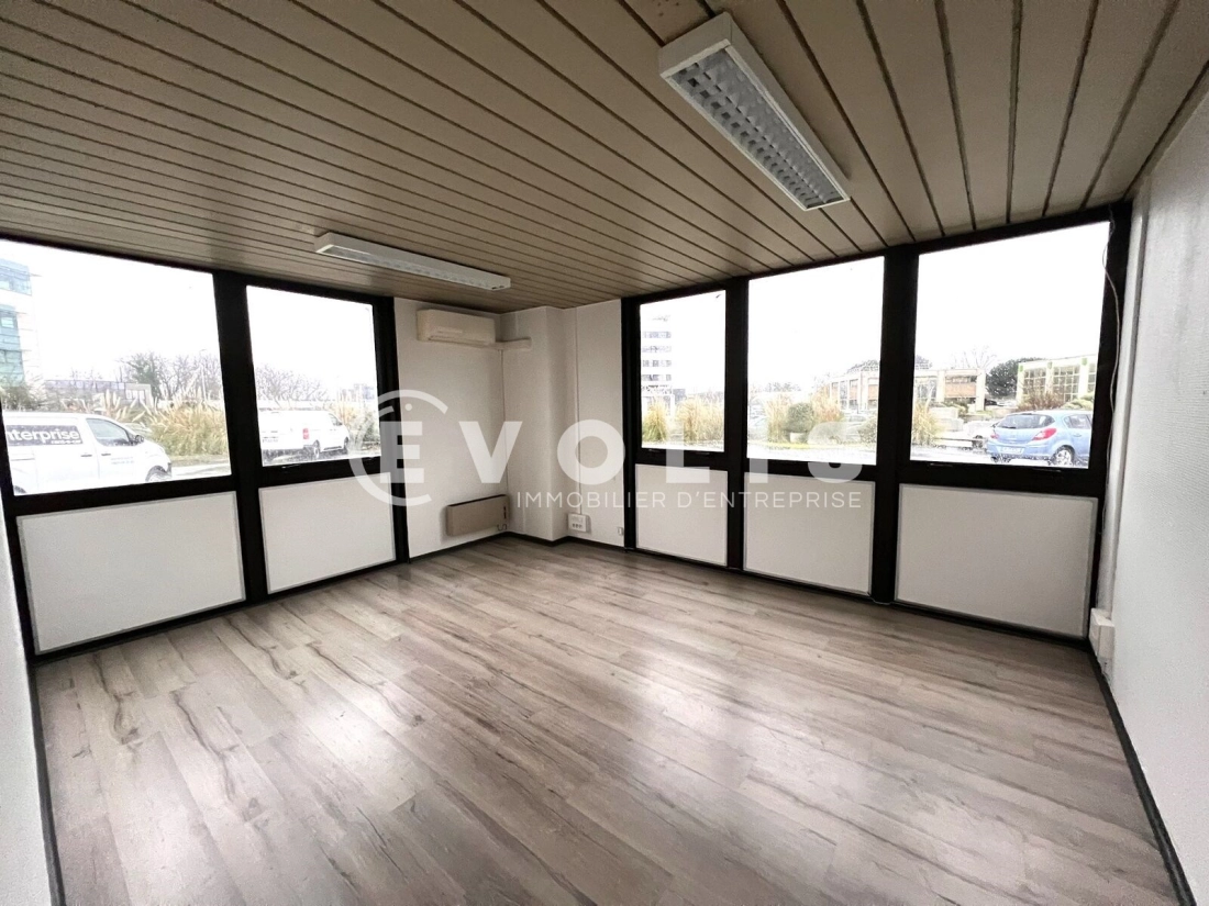 Photo 4 – location bureaux	MERIGNAC (33700)