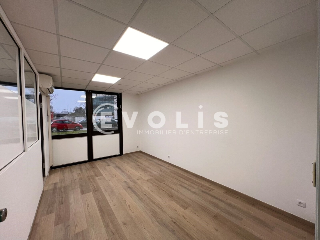 Photo 2 – location bureaux	MERIGNAC (33700)