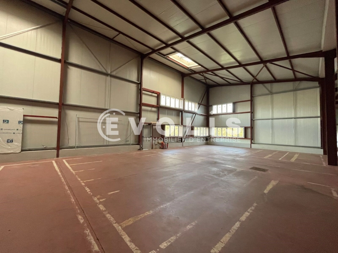 Photo 3 – location Entrepôts / activités	CARBON BLANC (33560)