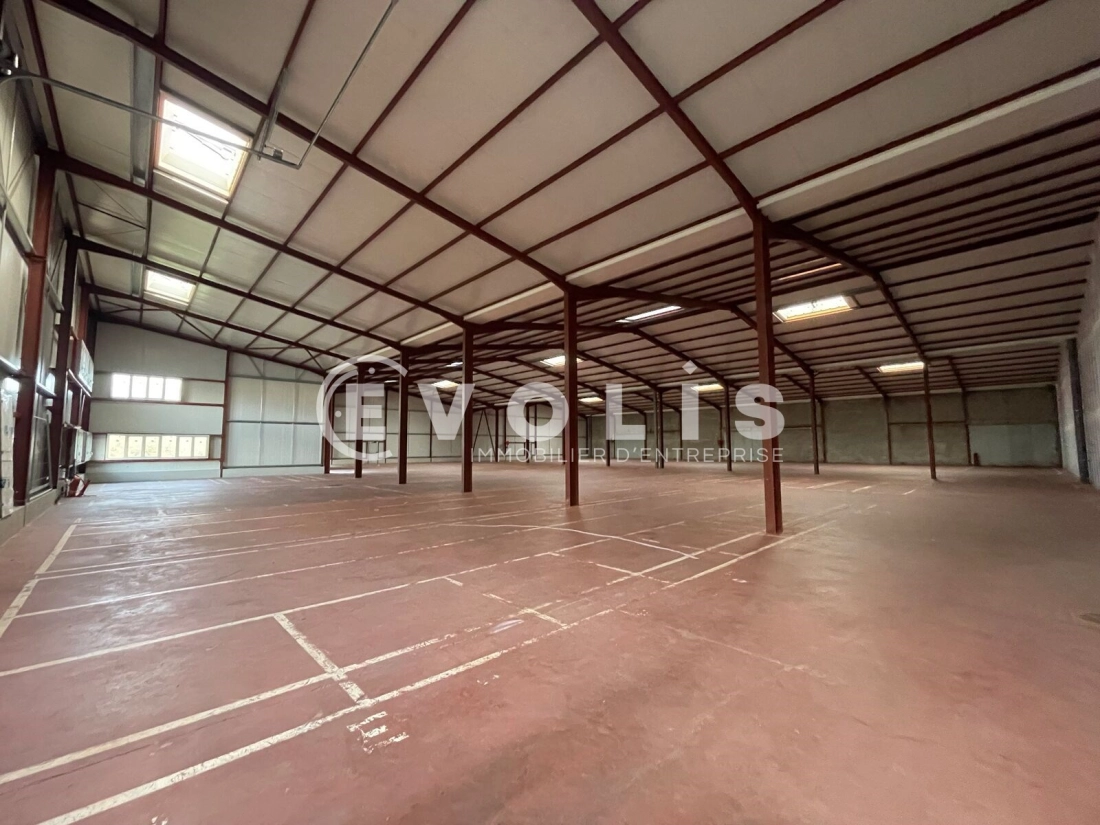 Photo 8 – location Entrepôts / activités	CARBON BLANC (33560)
