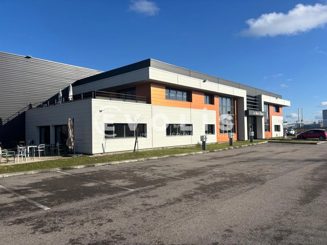 Photo 12 – vente Entrepôts / activités	JONAGE (69330)