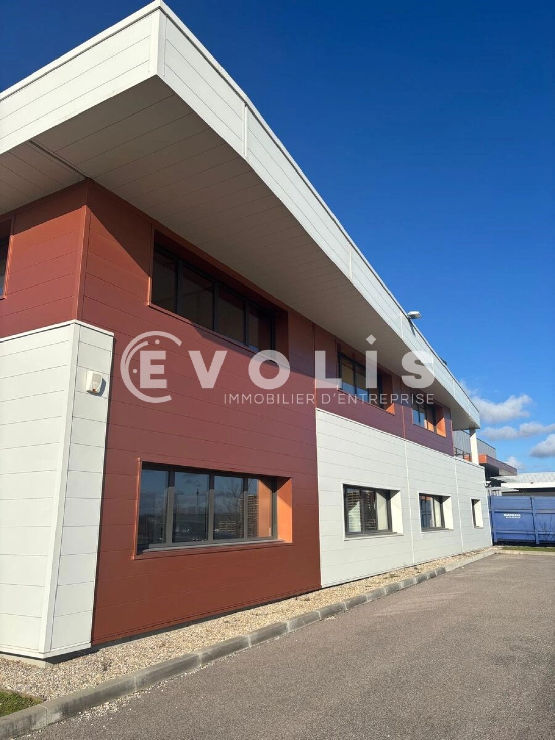 Photo 14 – vente Entrepôts / activités	JONAGE (69330)