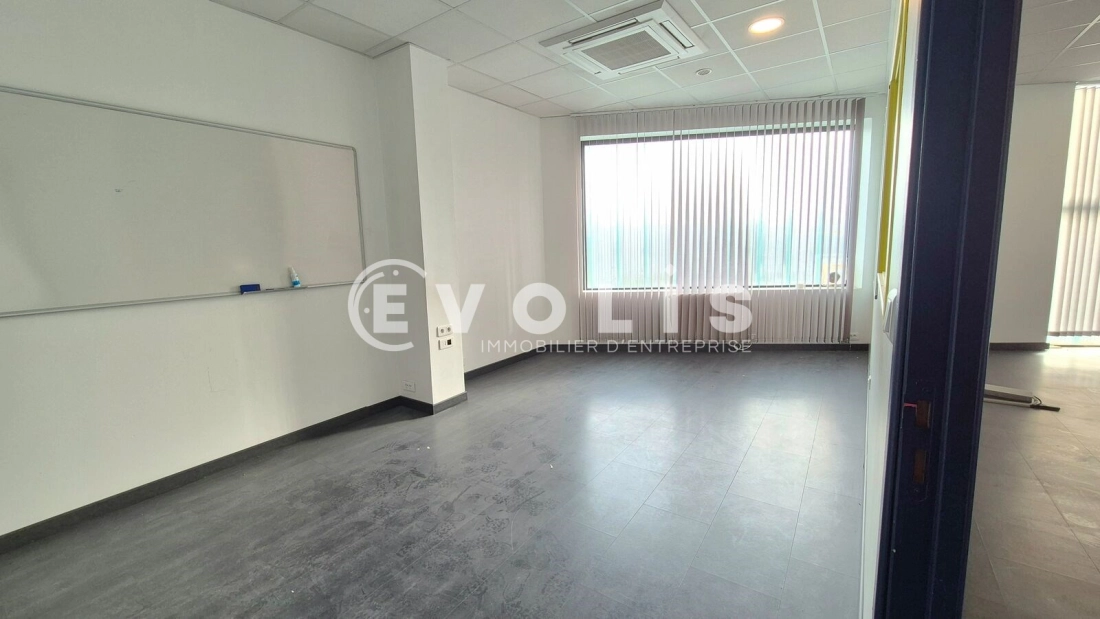 Photo 5 – location bureaux	MONTEVRAIN (77144)