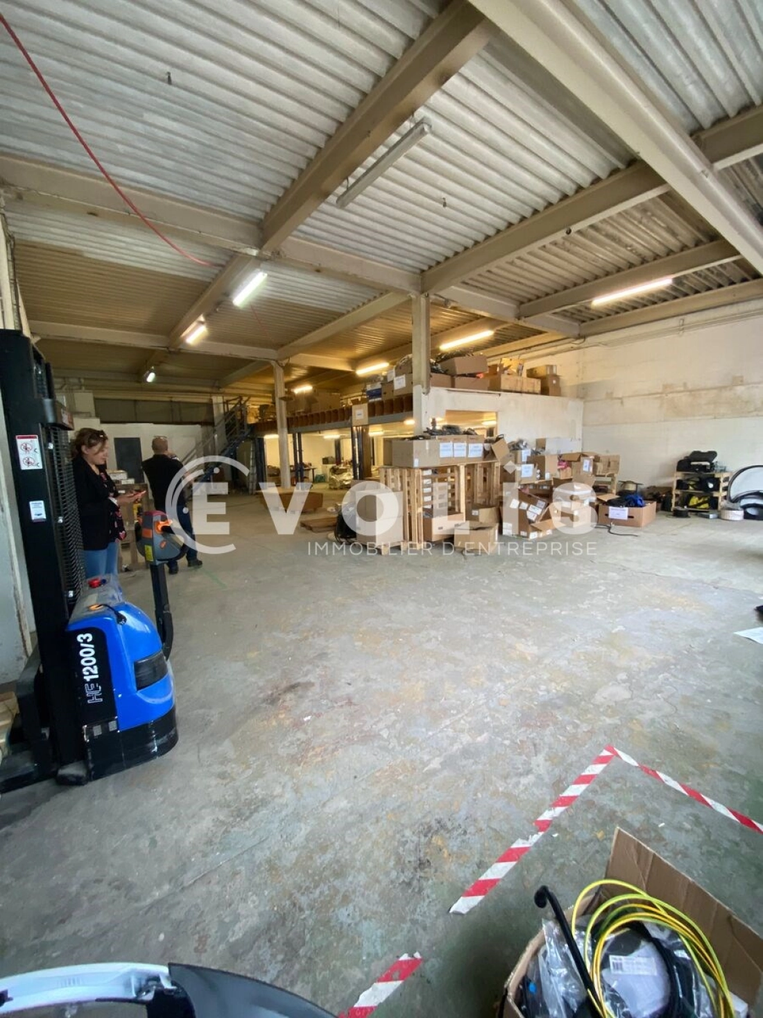 Photo 3 – location Entrepôts / activités	NOISY LE GRAND (93160)