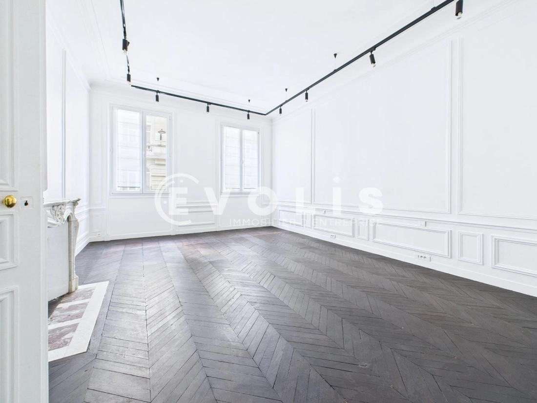 Photo 4 – vente bureaux	PARIS (75008)