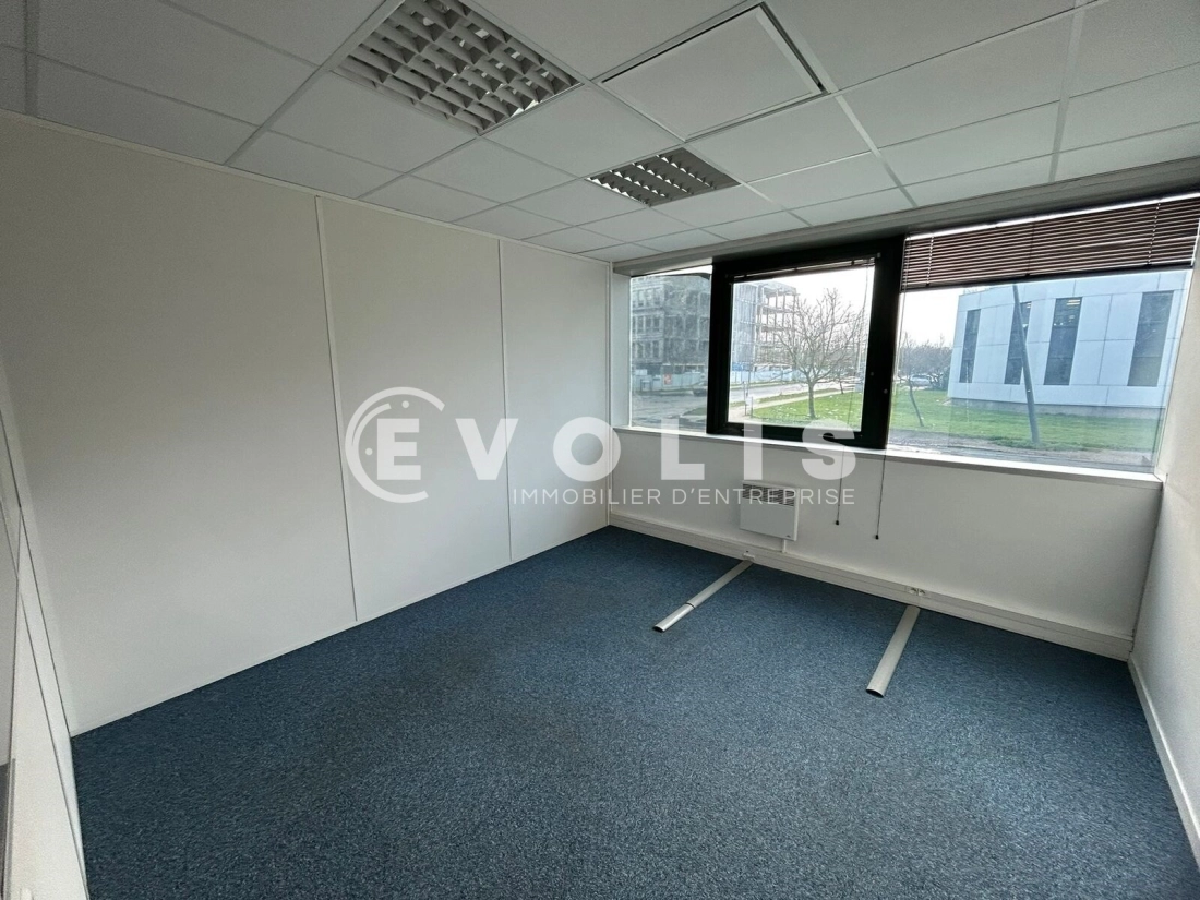 Photo 4 – location bureaux	BRUGES (33520)