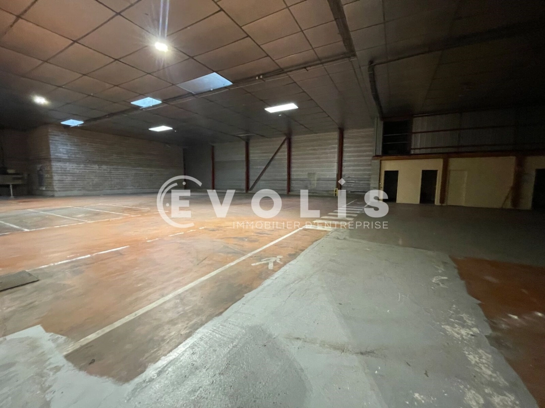 Photo 5 – location Entrepôts / activités	CARBON BLANC (33560)