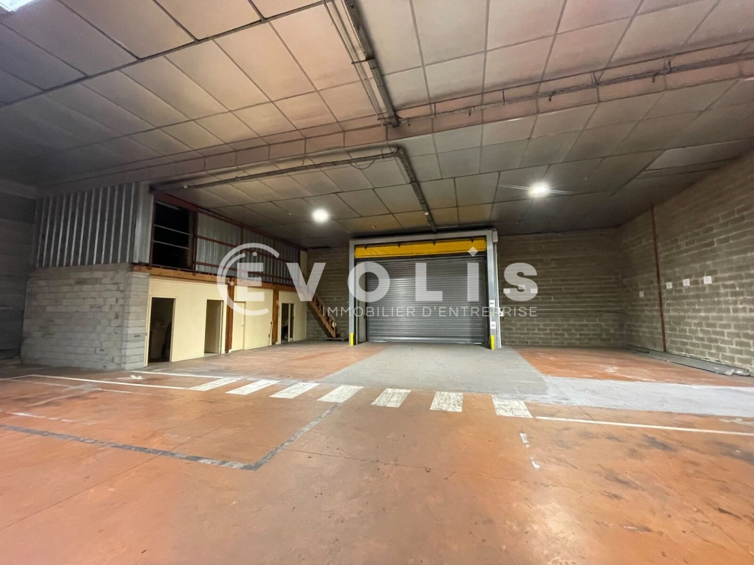 Photo 7 – location Entrepôts / activités	CARBON BLANC (33560)