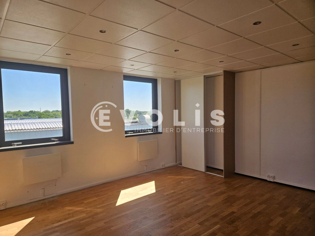 Photo 7 – location bureaux	LES ULIS (91940)