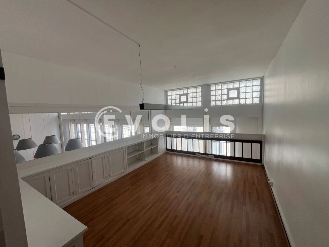 Photo 8 – vente bureaux	PARIS (75016)