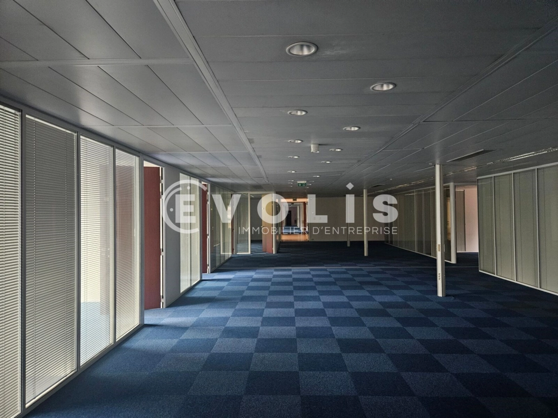 Photo 3 – location bureaux	ORSAY (91400)