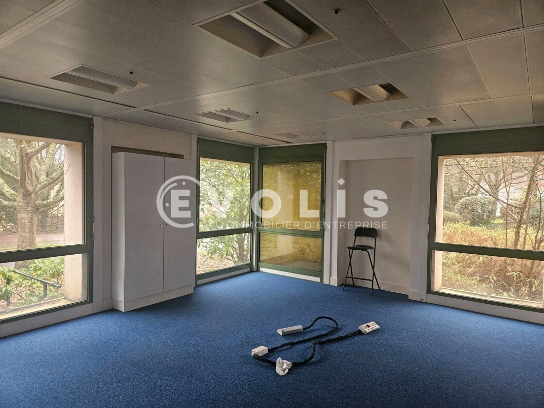 Photo 12 – location bureaux	ORSAY (91400)