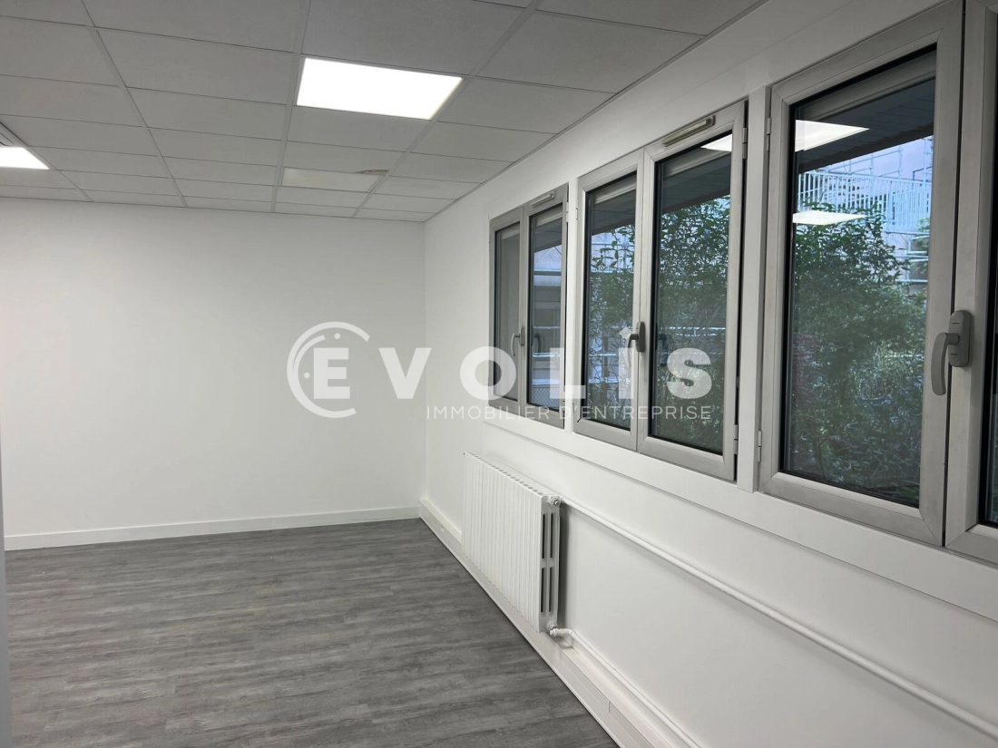 Photo 4 – location bureaux	PARIS (75018)
