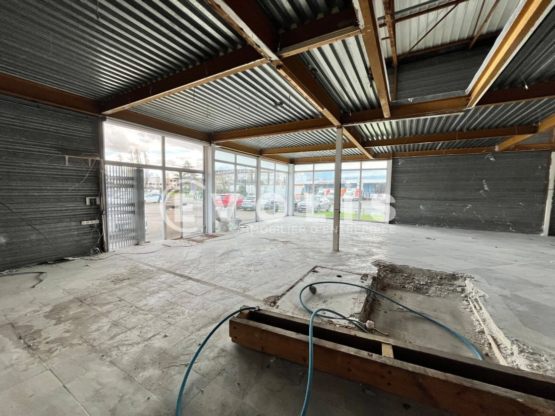 Photo 6 – location Entrepôts / activités	BORDEAUX (33300)