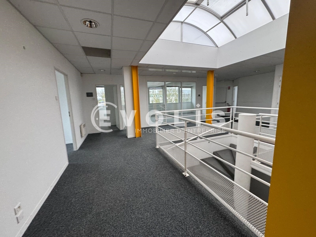 Photo 1 – location bureaux	AMIENS (80090)