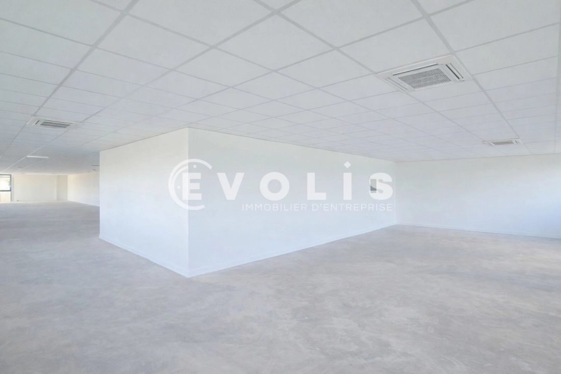 Photo 4 – location Entrepôts / activités	FRESNES (94260)