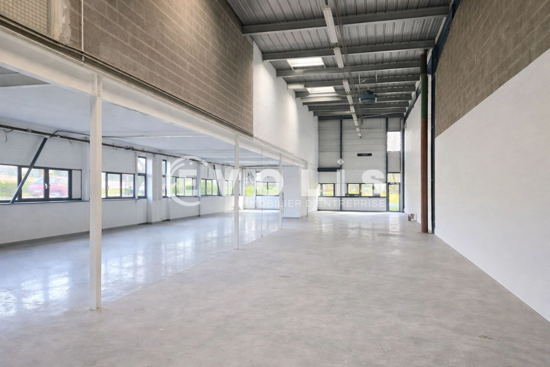 Photo 5 – location Entrepôts / activités	FRESNES (94260)