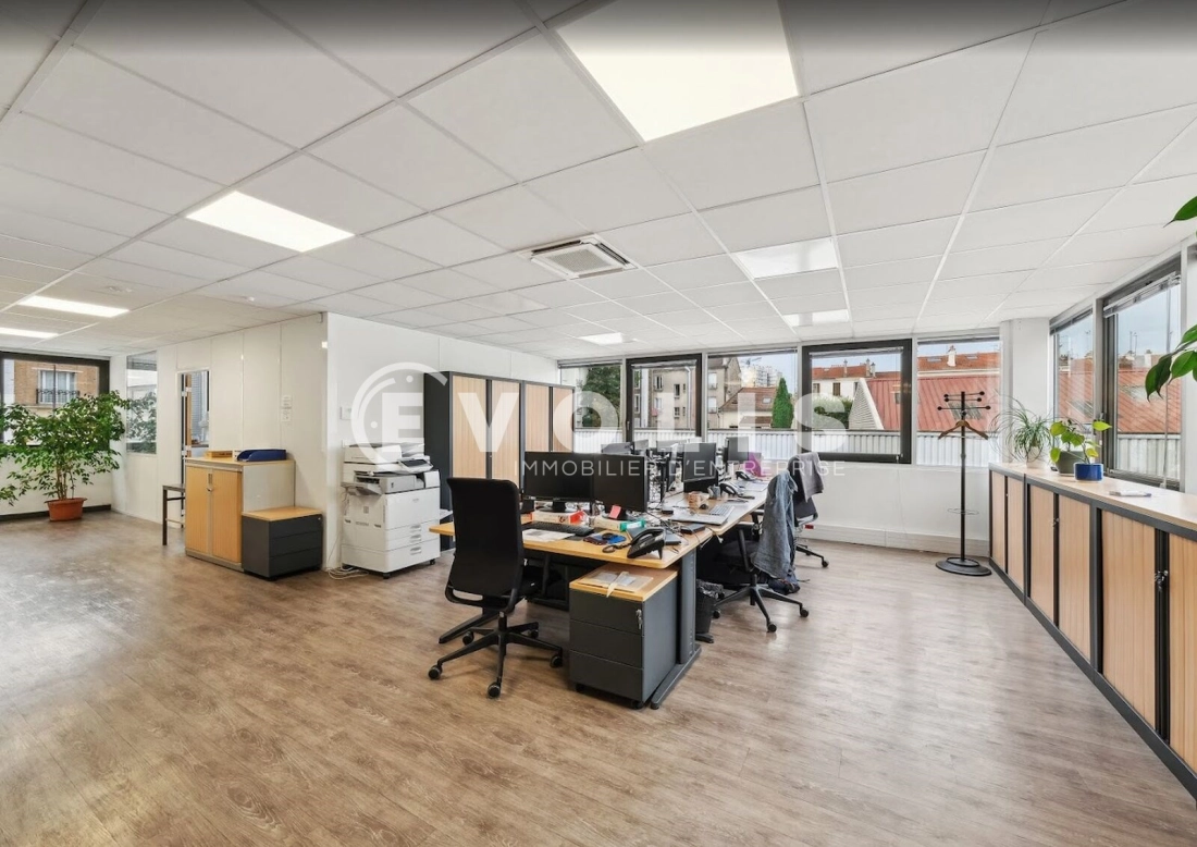 Photo 7 – location Entrepôts / activités	IVRY SUR SEINE (94200)