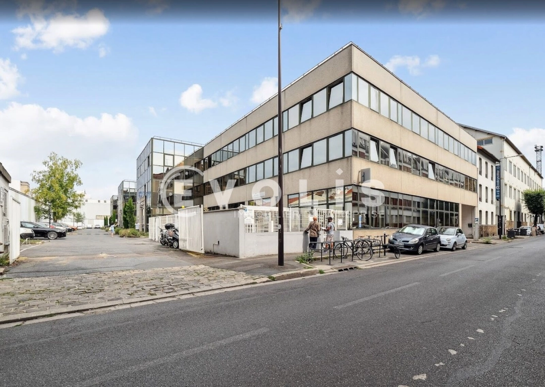 Photo 1 – location Entrepôts / activités	IVRY SUR SEINE (94200)