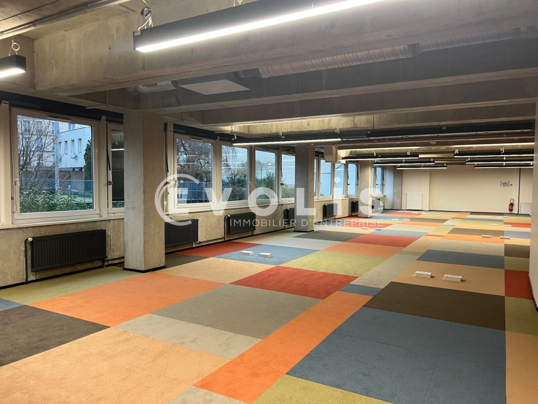 Photo 2 – vente bureaux	PARIS (75018)